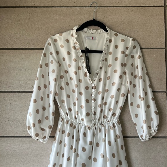 Phardi Maxi Dress - Picture 6 of 12